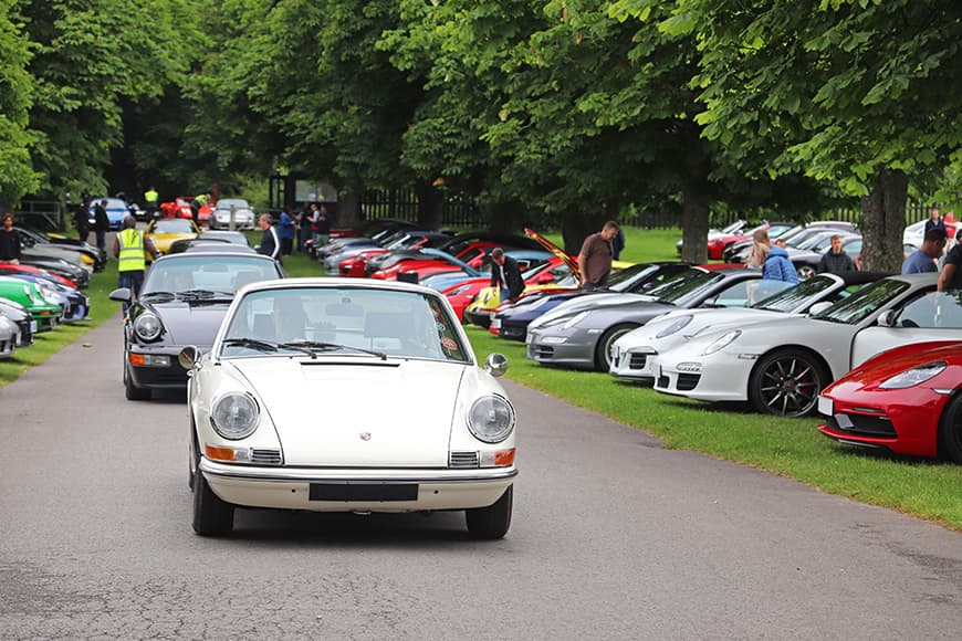 Simply Porsche Beaulieu