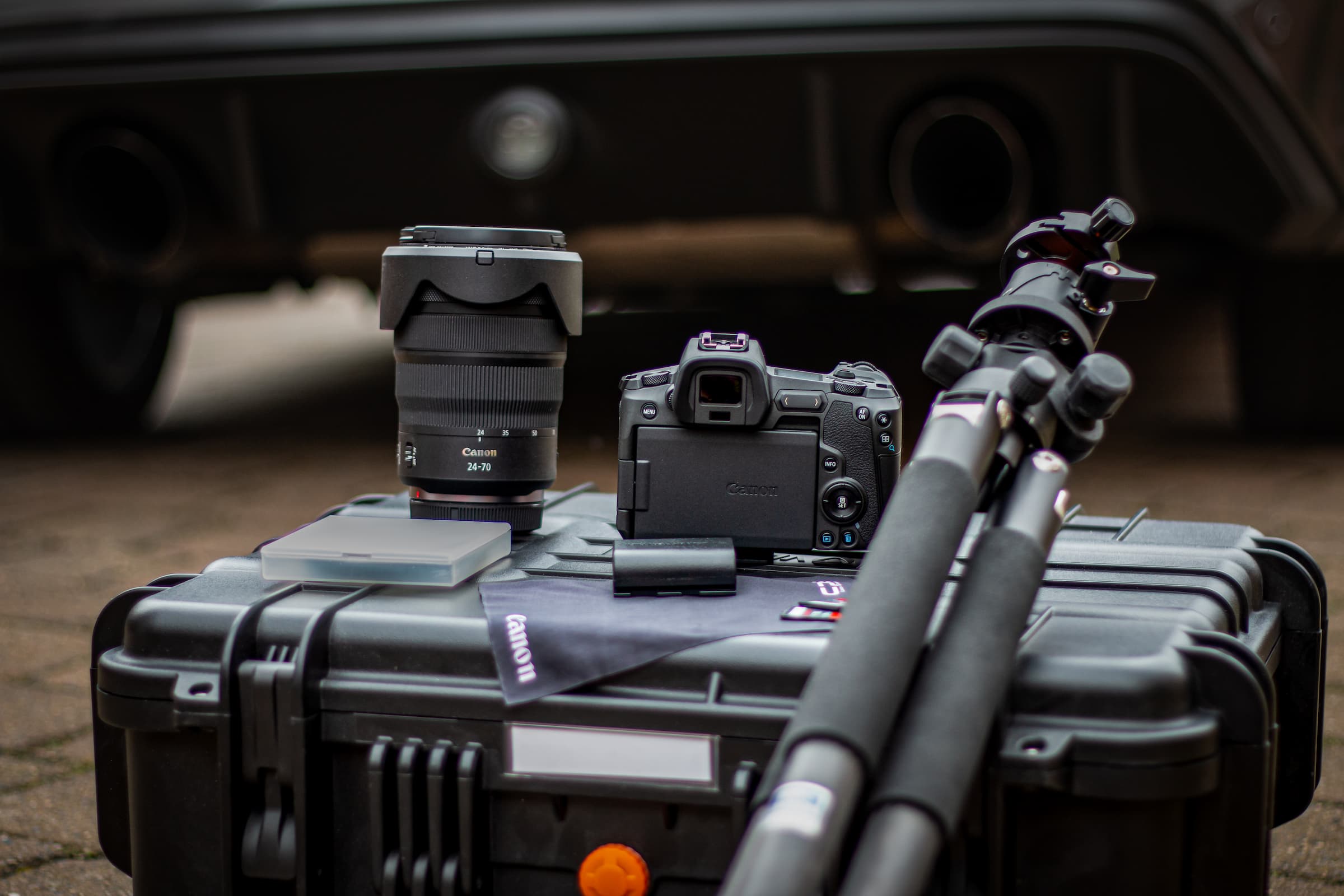 Car Show Photography Tips: Tricks For Taking Awesome Pictures At Car Shows 2 Car Show Photography Equipment